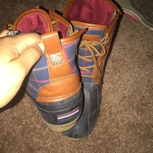 Tommy Hilfiger boots